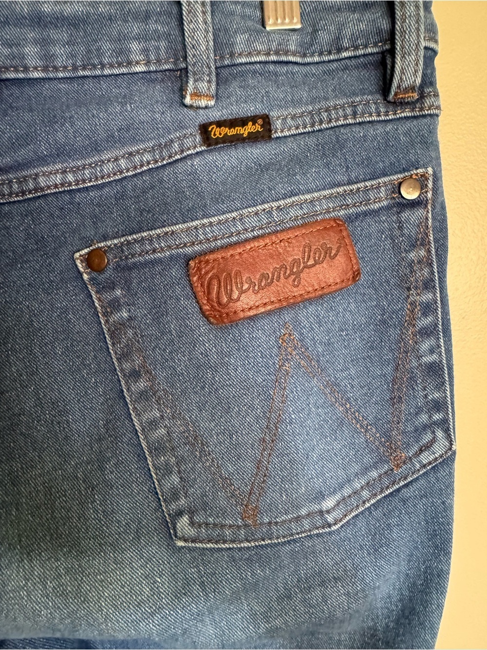 Wrangler Retro Bootcut Jeans Womens 30x36 (Fits 8 M) Medium Wash Stretch Western - Picture 5 of 13